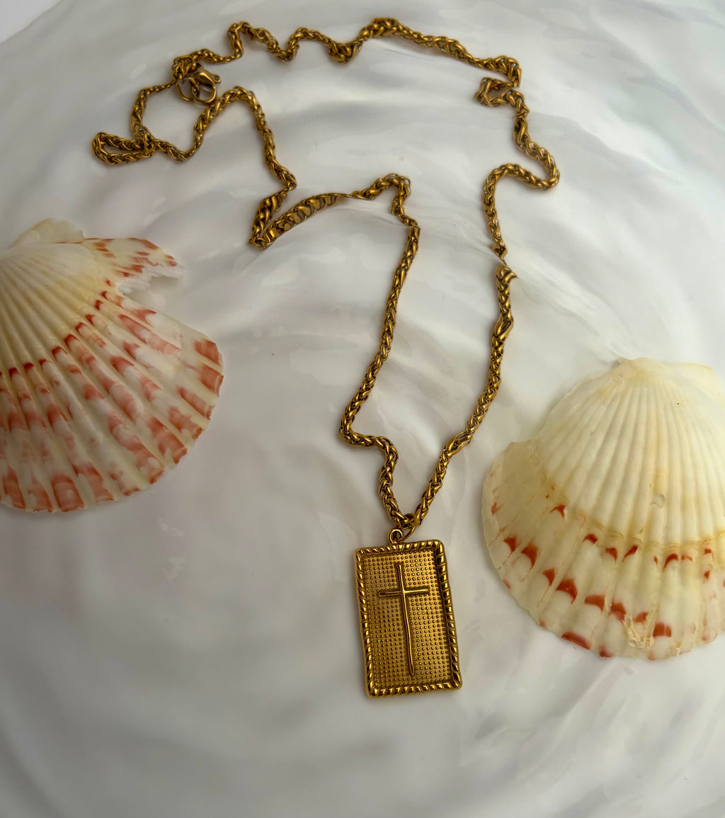 Men’s Cross Pendant Necklace