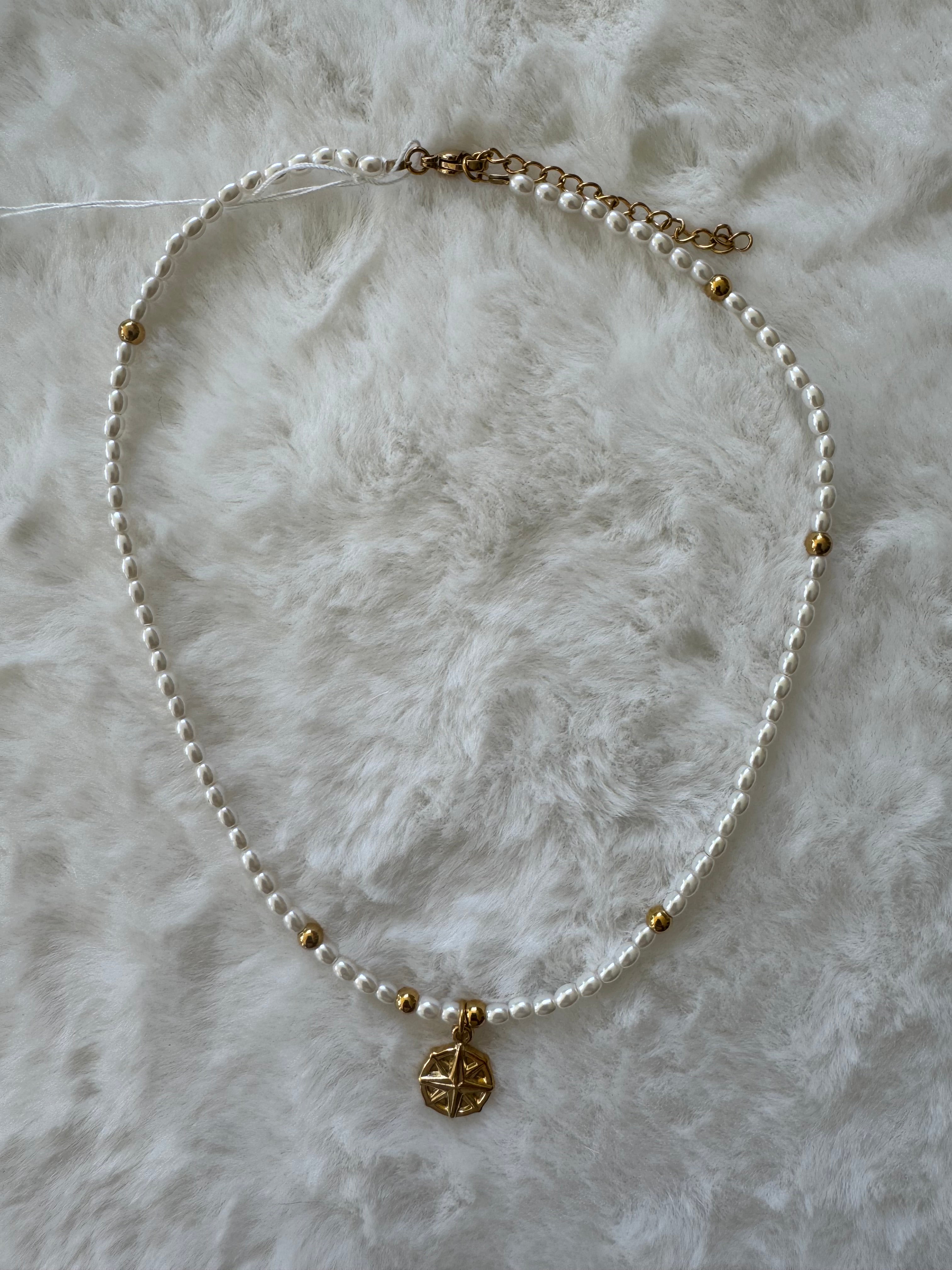 Dainty Pearl Necklace