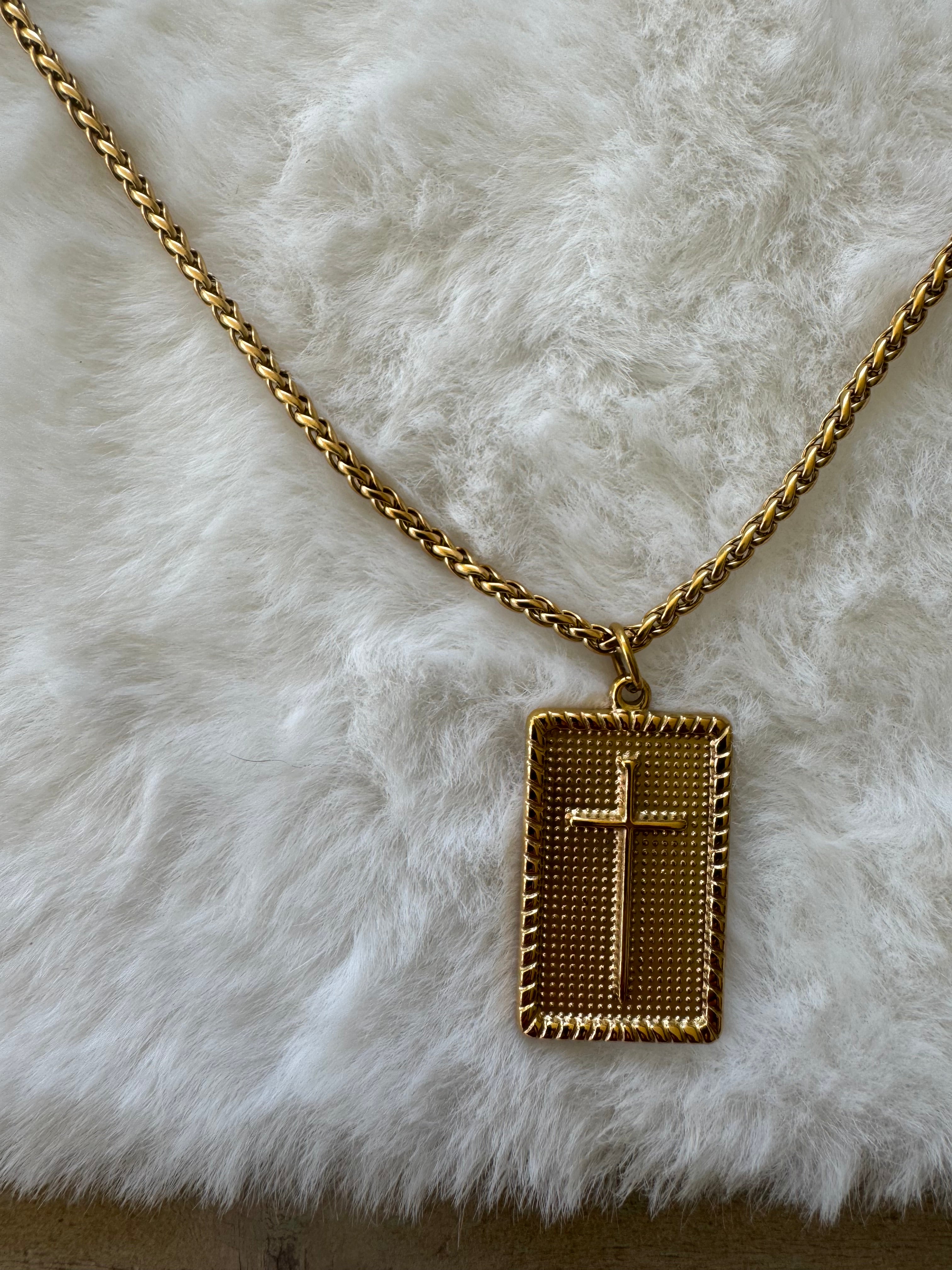 Men’s Cross Pendant Necklace