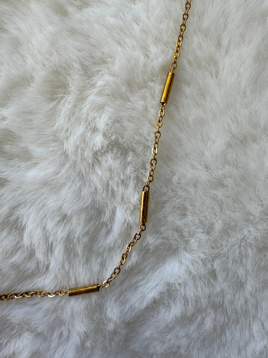 Dainty Loop Bar Necklace