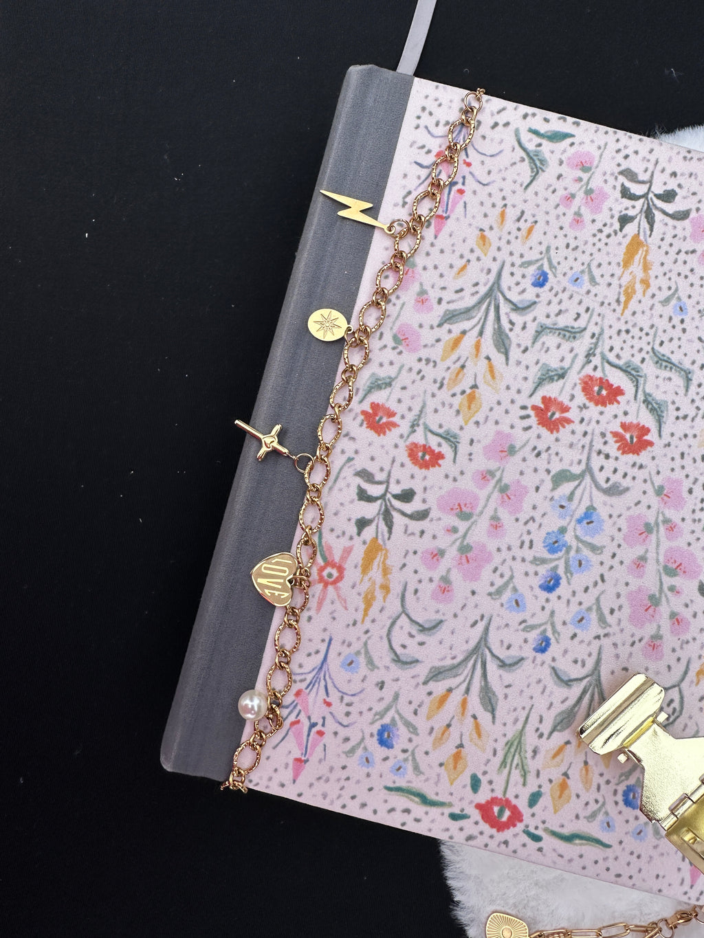 Oval Chain Bible Bookmark